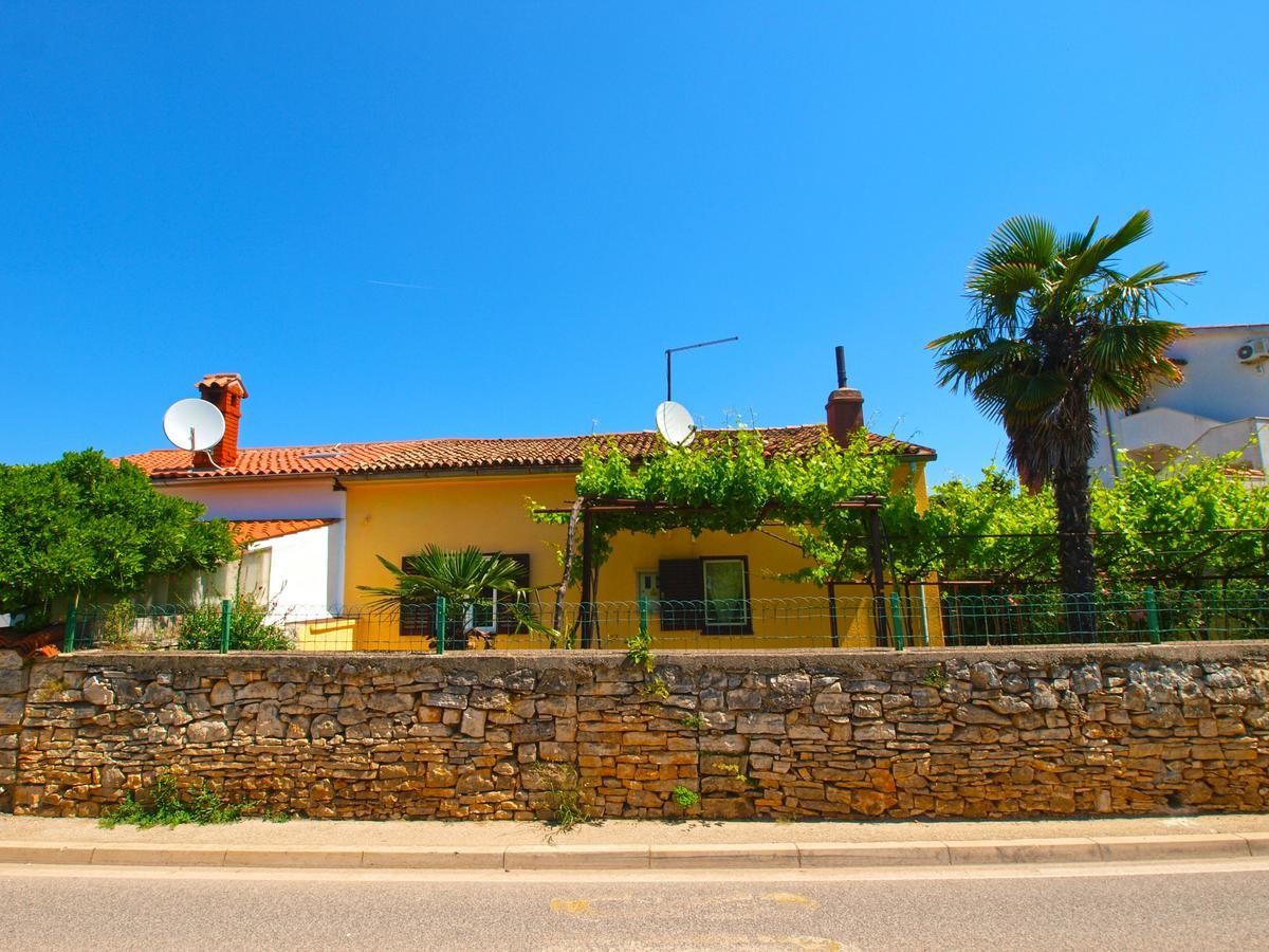 House 1037 Villa Fazana Bagian luar foto