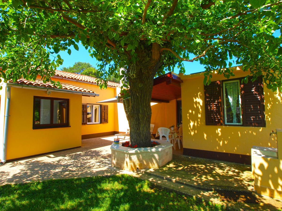 House 1037 Villa Fazana Bagian luar foto